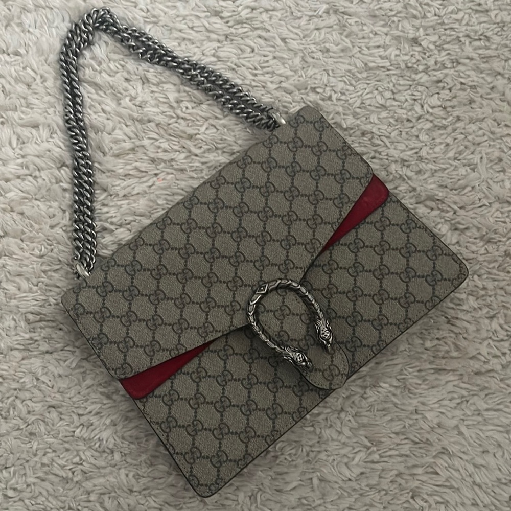 Gucci Red Accent GG Supreme Shoulder Bag